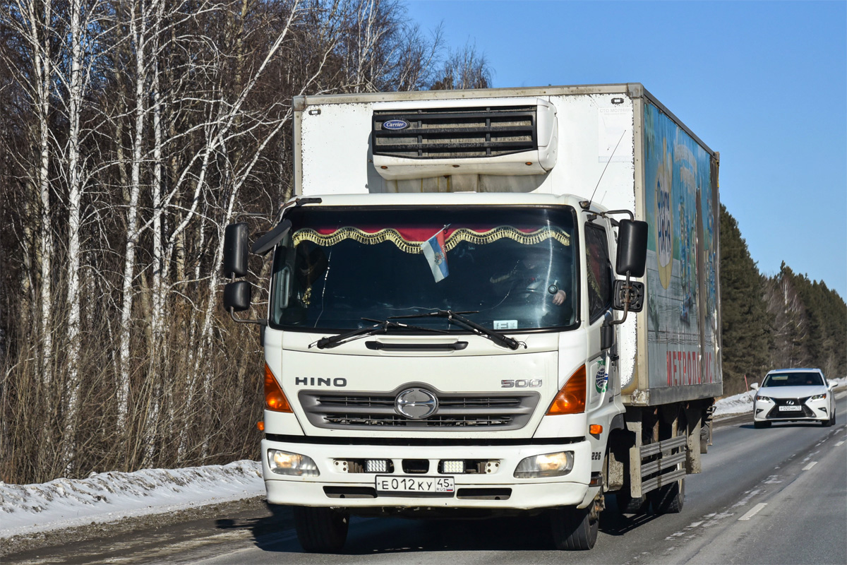 Курганская область, № Е 012 КУ 45 — Hino 500