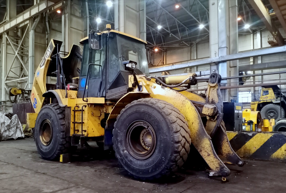 Кемеровская область, № 60 — Caterpillar (общая модель)