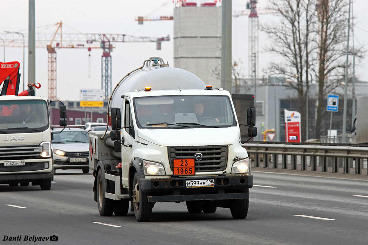 Санкт-Петербург, № М 599 НА 198 — ГАЗ-C41R13 Санкт-Петербург, № М 599 НА 198 — ГАЗ-C41R13