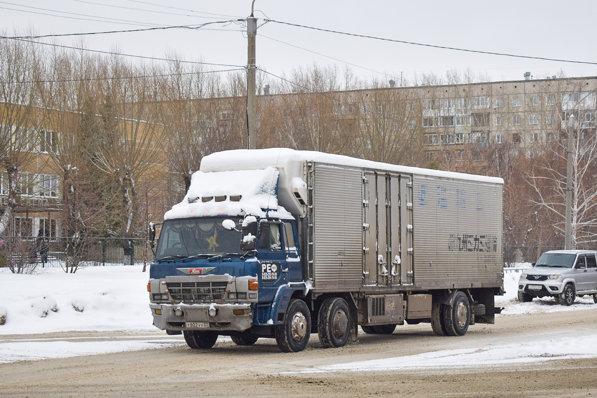 Алтайский край, № Т 802 УУ 22 — Hino FN