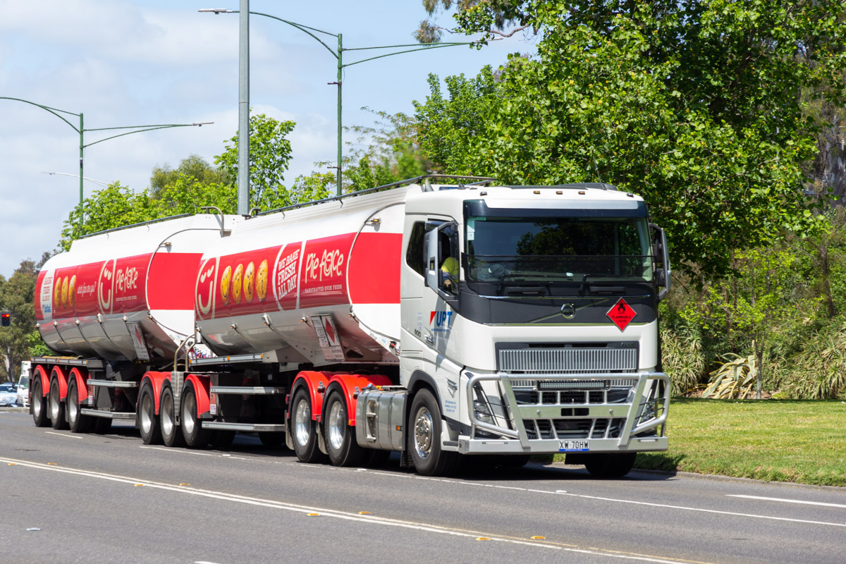Австралия, № XW-70HW — Volvo ('2020) FH-Series