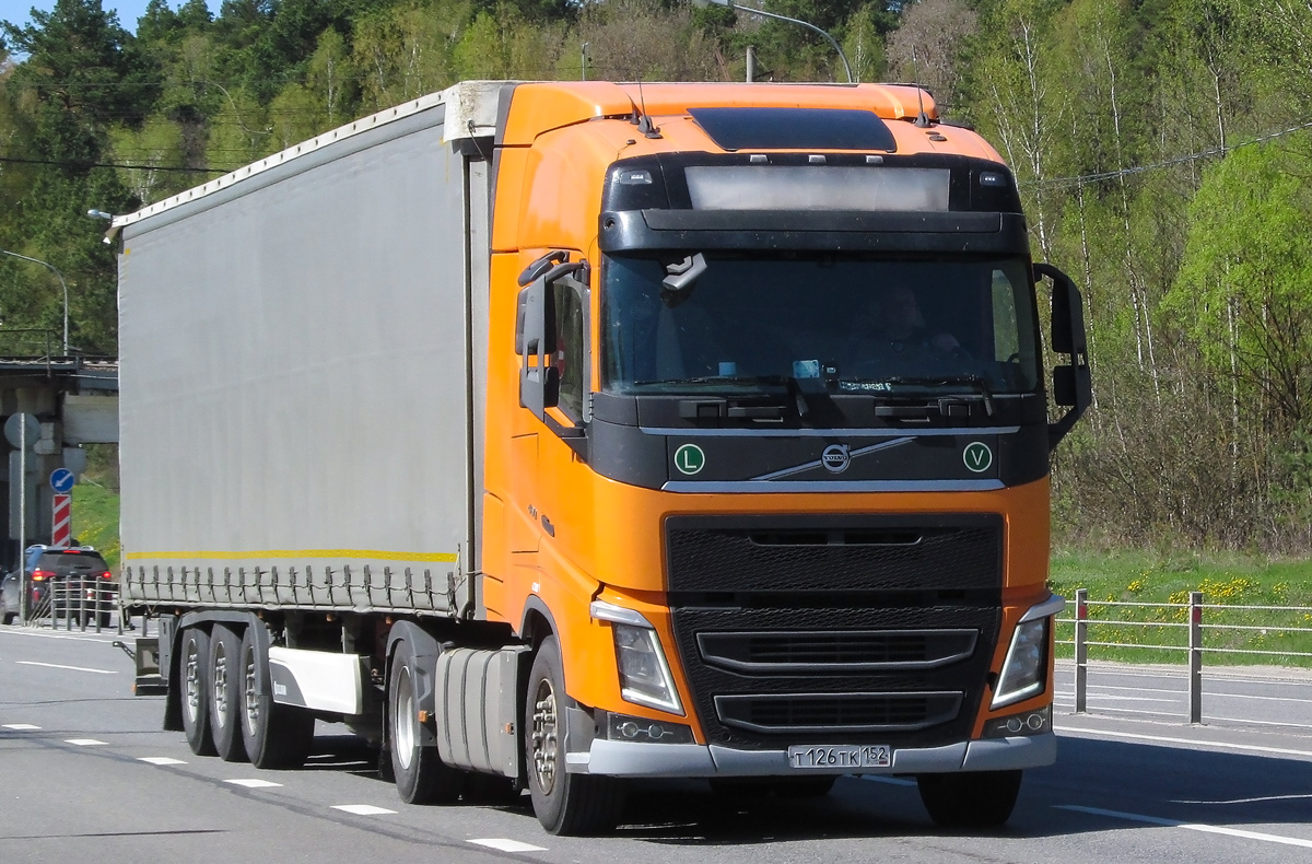 Нижегородская область, № Т 126 ТК 152 — Volvo ('2012) FH.460 [X9P]