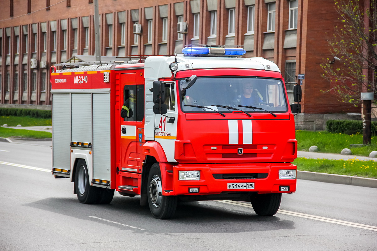Санкт-Петербург, № Е 914 РЕ 198 — КамАЗ-43253-G5(69)