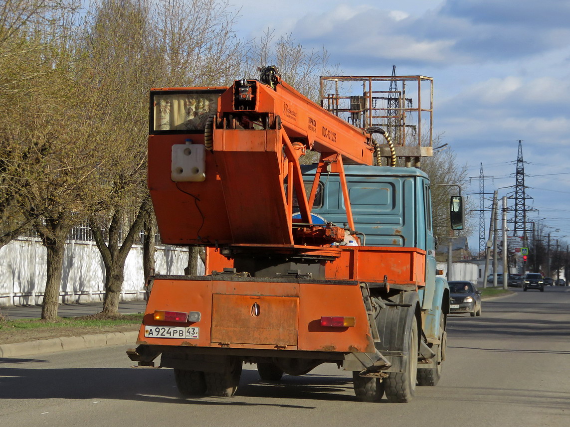 Кировская область, № А 924 РВ 43 — ЗИЛ-433362