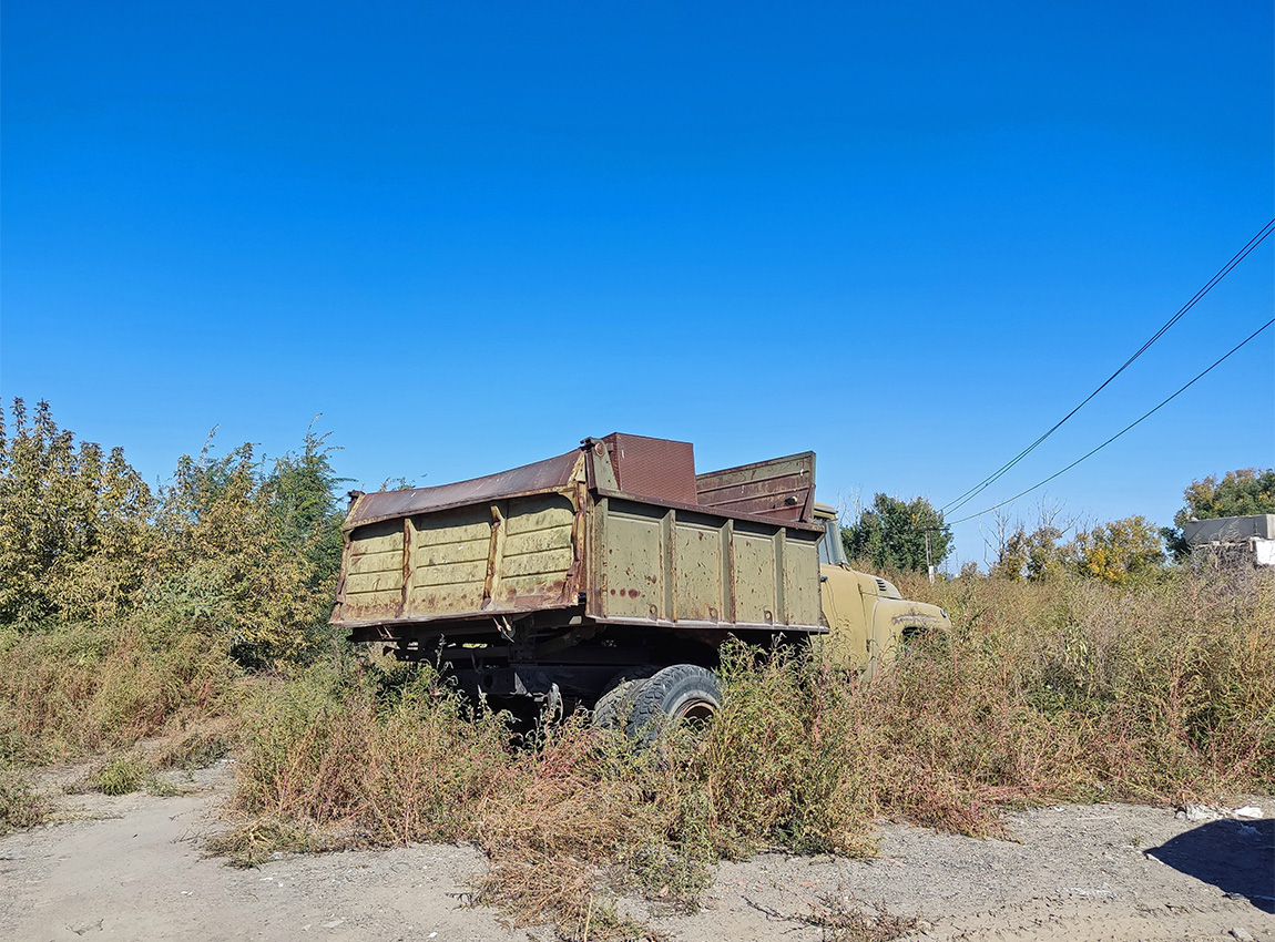 Абайская область, № (KZ18) Б/Н 0005 — ЗИЛ-130 (общая модель); Абайская область — Автомобили без номеров Абайская область, № (KZ18) Б/Н 0005 — ЗИЛ-130 (общая модель); Абайская область — Автомобили без номеров