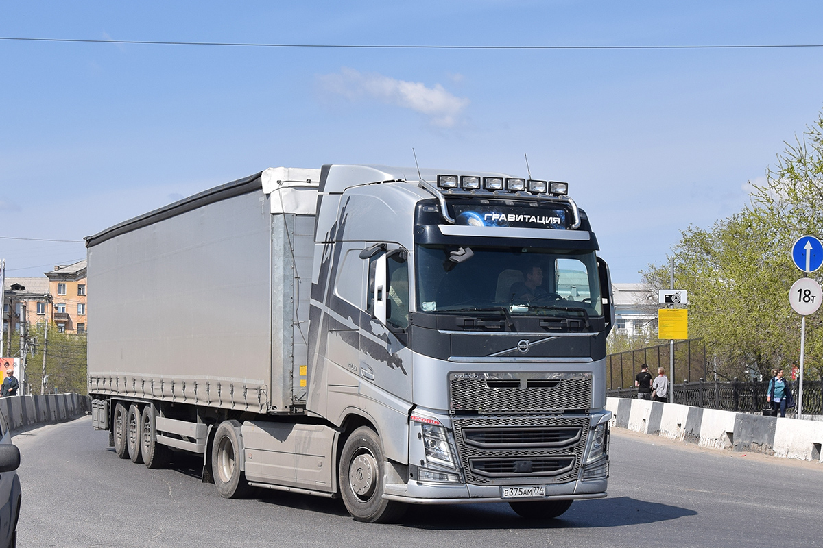 Челябинская область, № В 375 АМ 774 — Volvo ('2012) FH.460; Volvo ('2012) FH "Гравитация" (Волгоградская область)