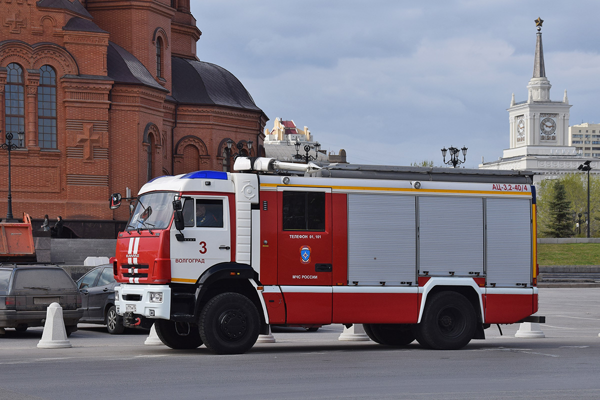 Волгоградская область, № 203 — КамАЗ-5387-RF(08) [53870F-R]