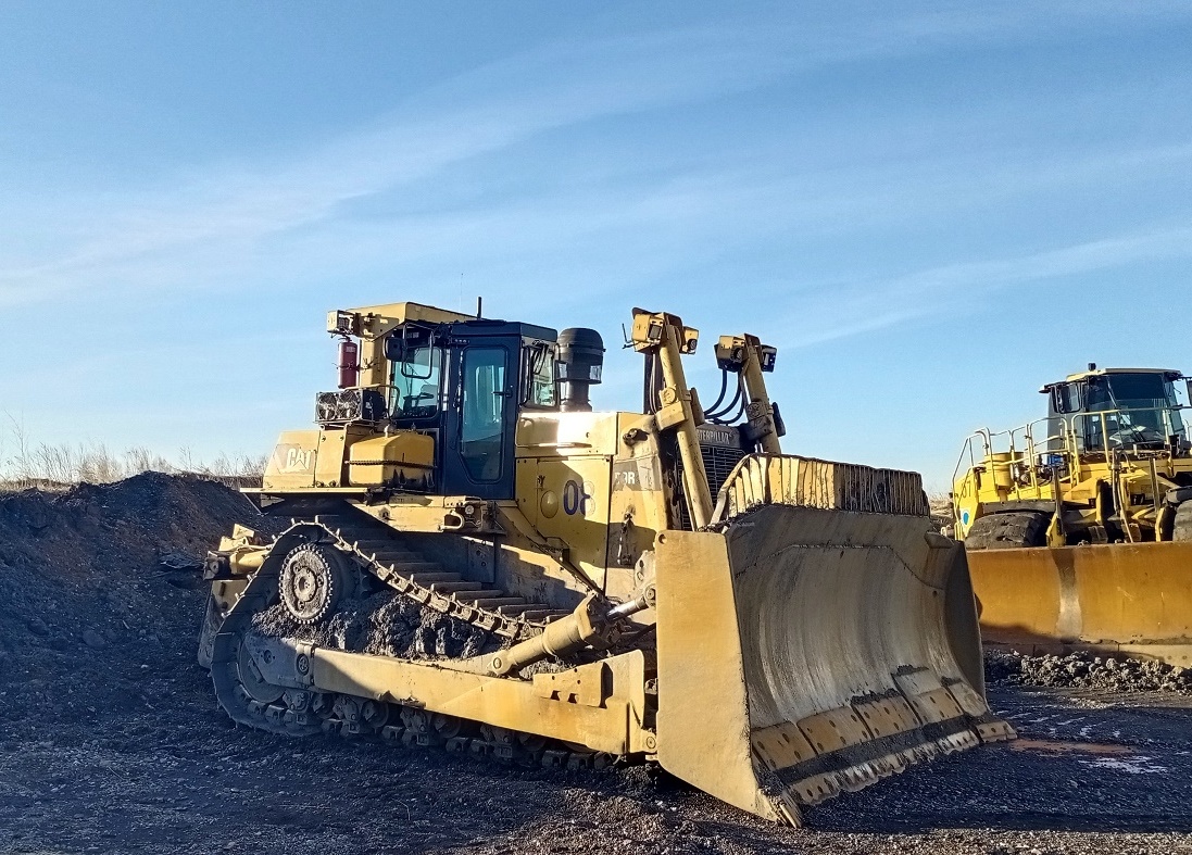 Кемеровская область, № 08 — Caterpillar D9 Кемеровская область, № 08 — Caterpillar D9