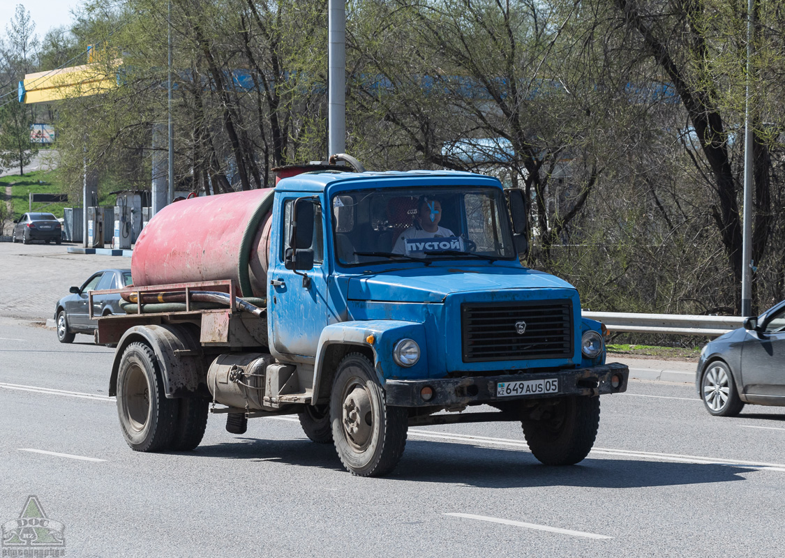 Алматинская область, № 649 AUS 05 — ГАЗ-3307