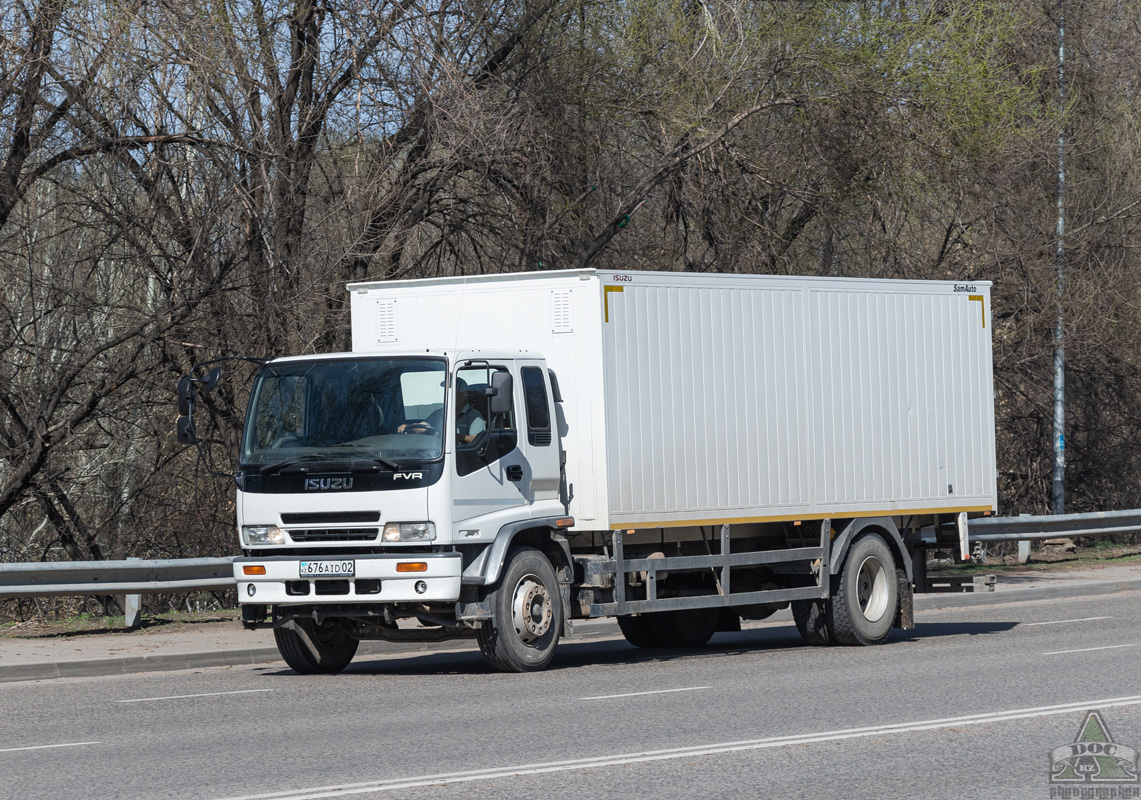Алматы, № 676 AID 02 — Isuzu Forward FVR