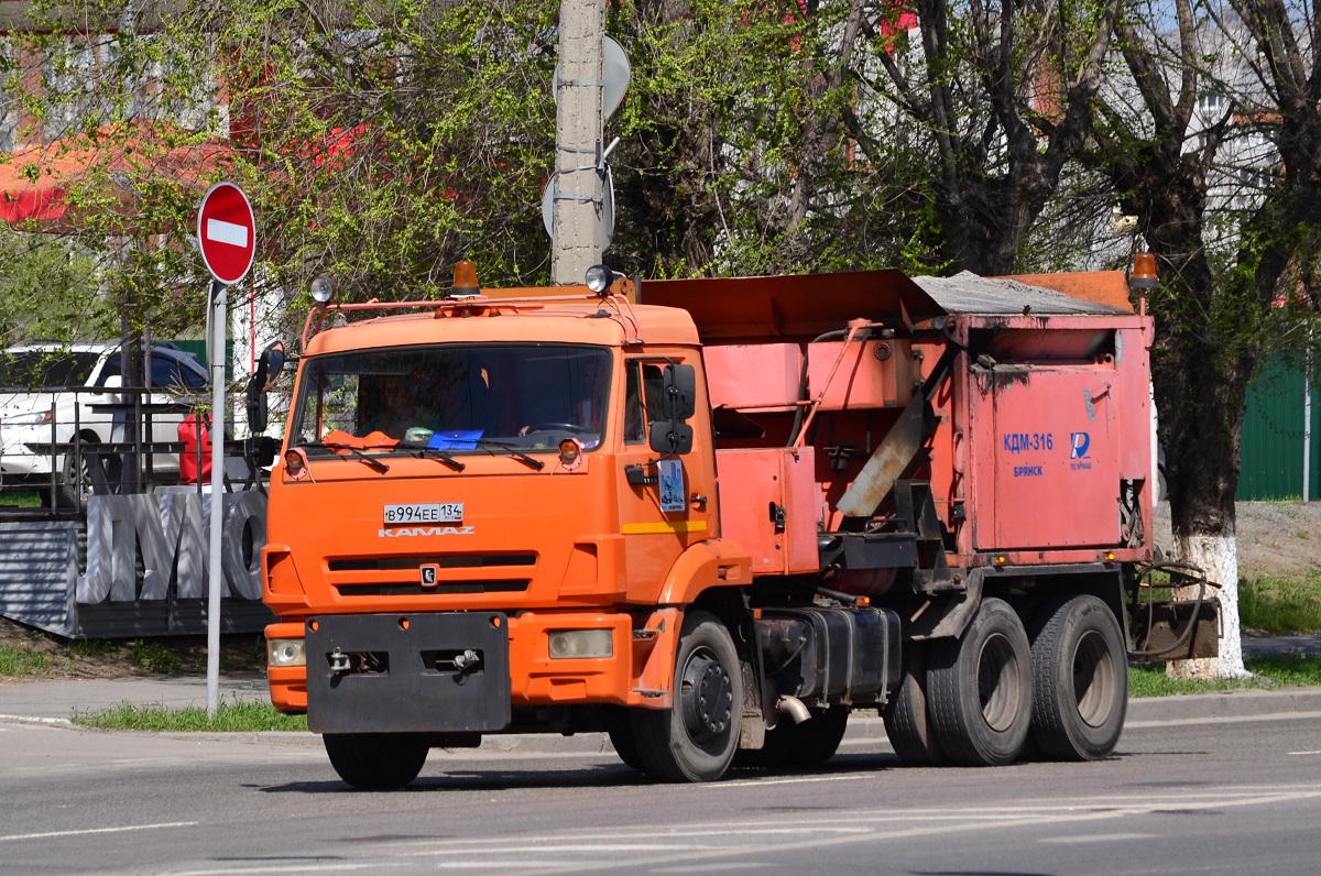 Волгоградская область, № В 994 ЕЕ 134 — КамАЗ-65115-A4(23)