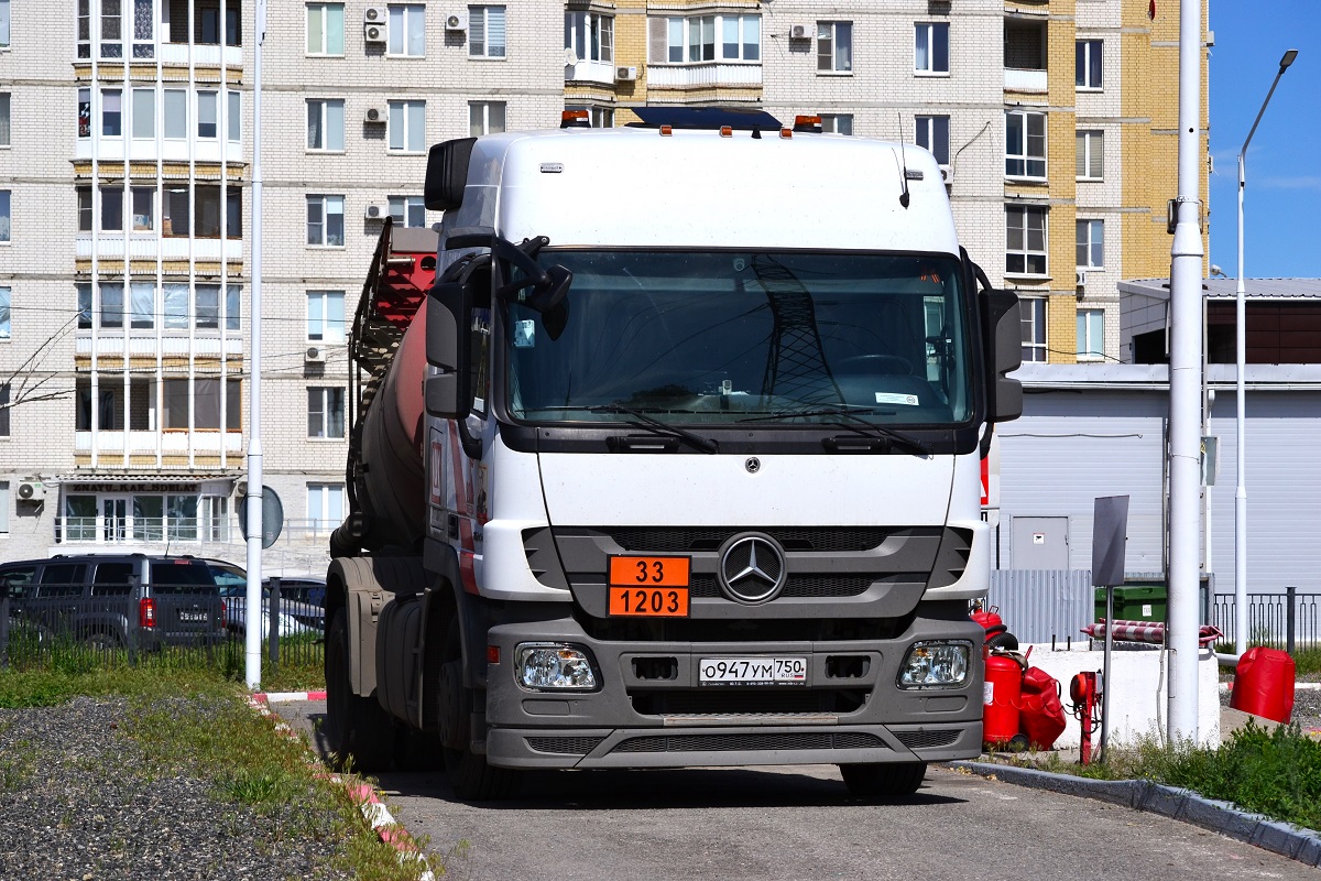 Волгоградская область, № О 947 УМ 750 — Mercedes-Benz Actros '09 1844 [Z9M]