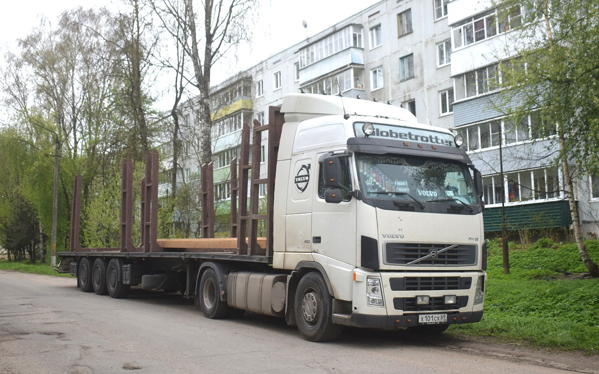 Тверская область, № Х 101 СХ 69 — Volvo ('2002) FH12.420