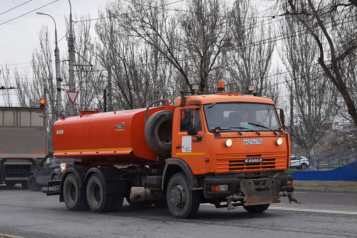 Волгоградская область, № В 421 ЕК 134 — КамАЗ-65115-62