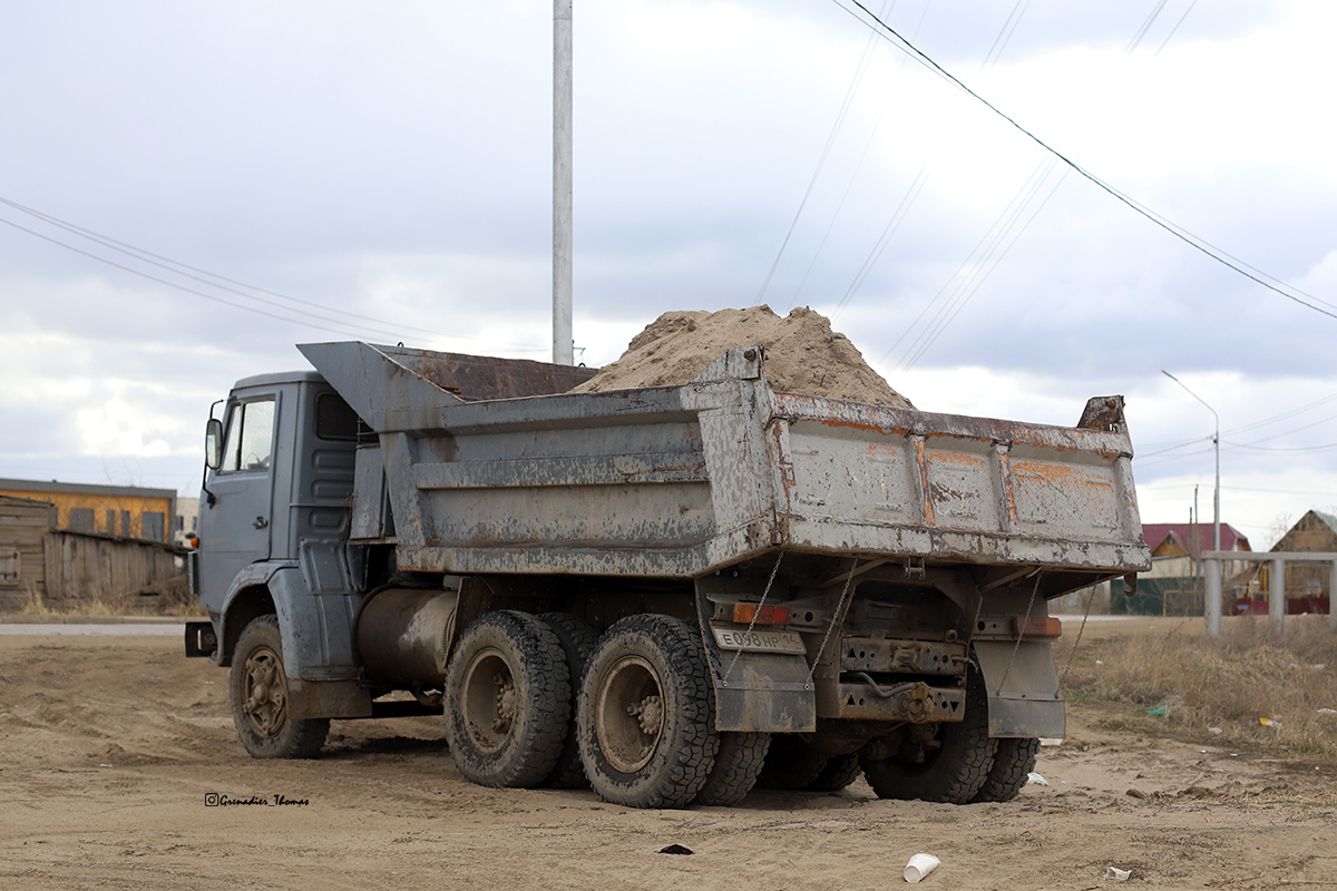 Саха (Якутия), № Е 098 НР 14 — КамАЗ-55111 [551110]