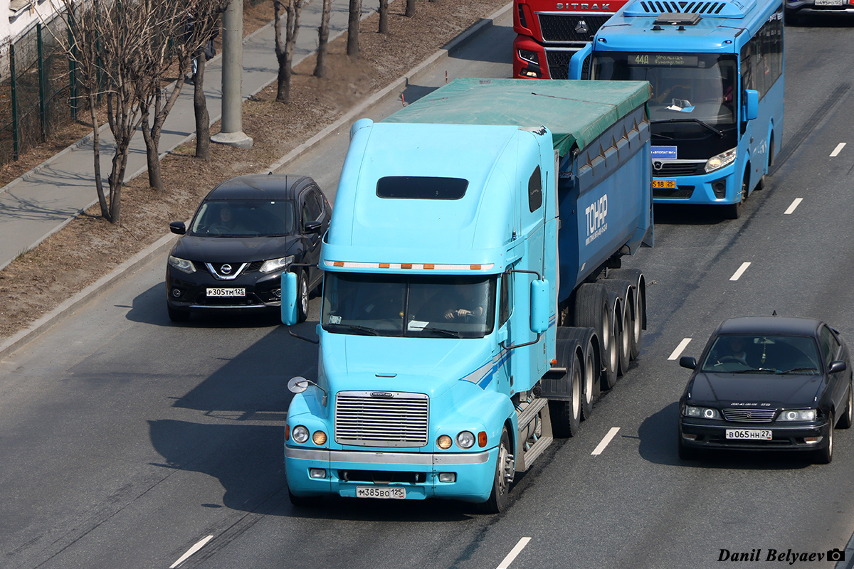 Приморский край, № М 385 ВО 125 — Freightliner Century Class Приморский край, № М 385 ВО 125 — Freightliner Century Class