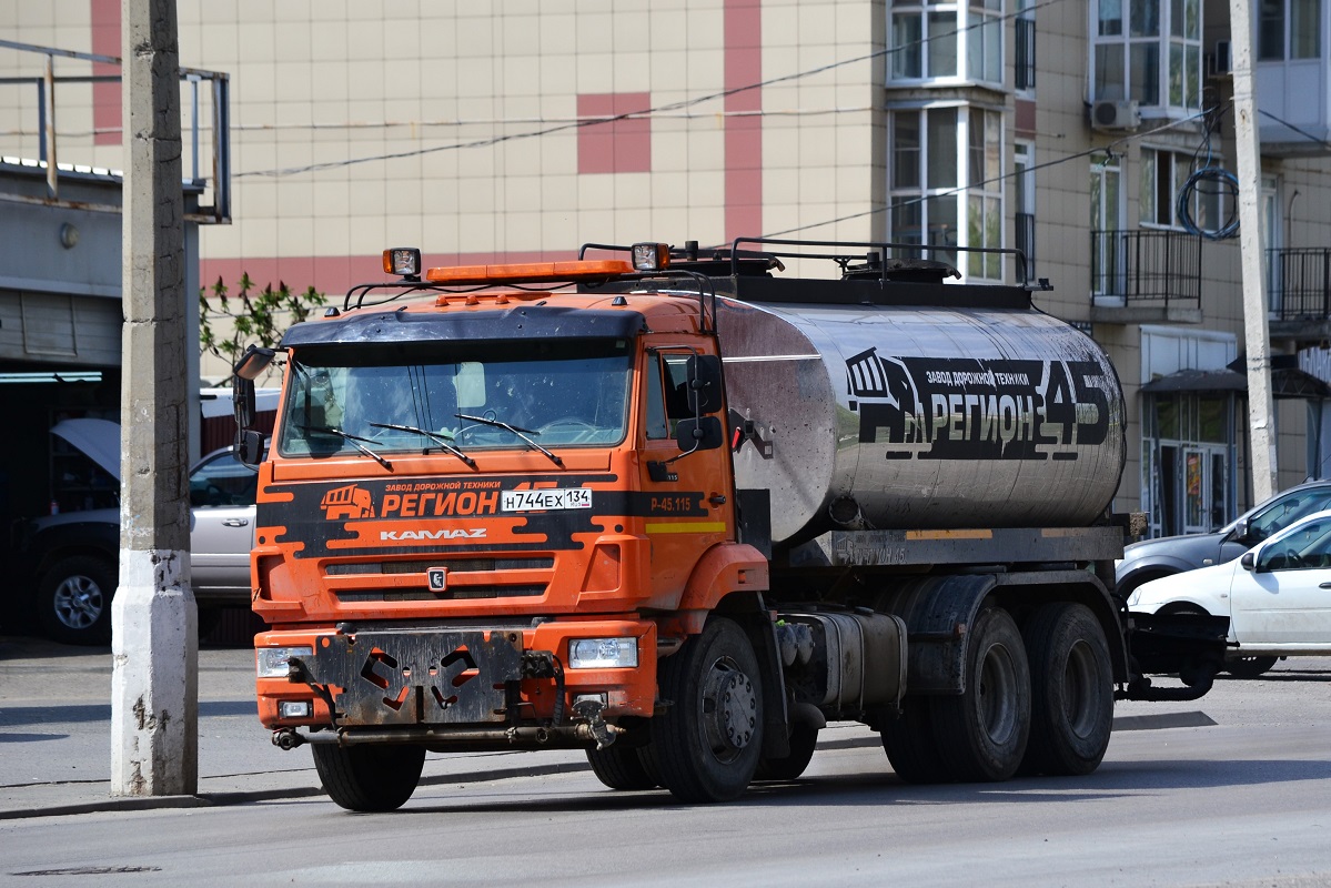 Волгоградская область, № Н 744 ЕХ 134 — КамАЗ-65115-A5(48)