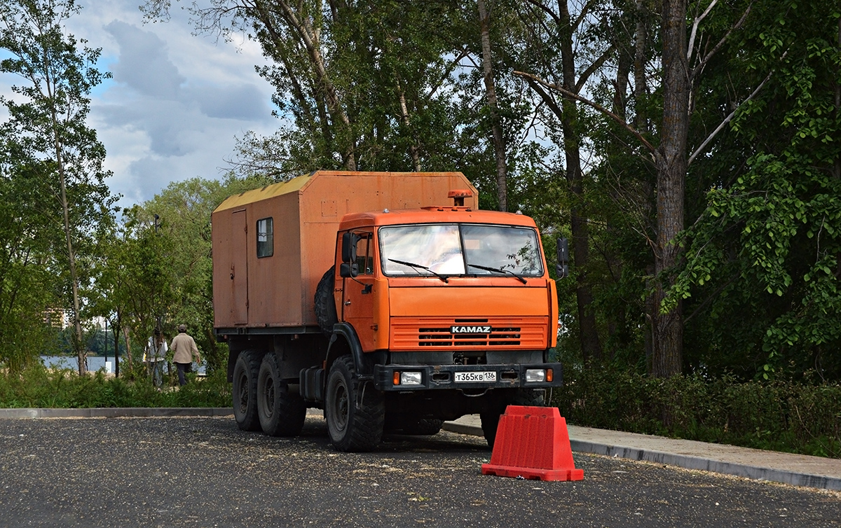 Воронежская область, № Т 365 КВ 136 — КамАЗ-43114-15 [43114R]