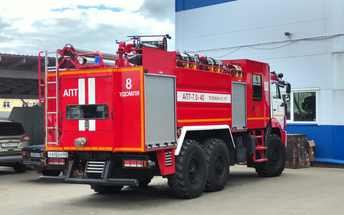 Тверская область, № Т 412 СР 69 — КамАЗ-43118-50