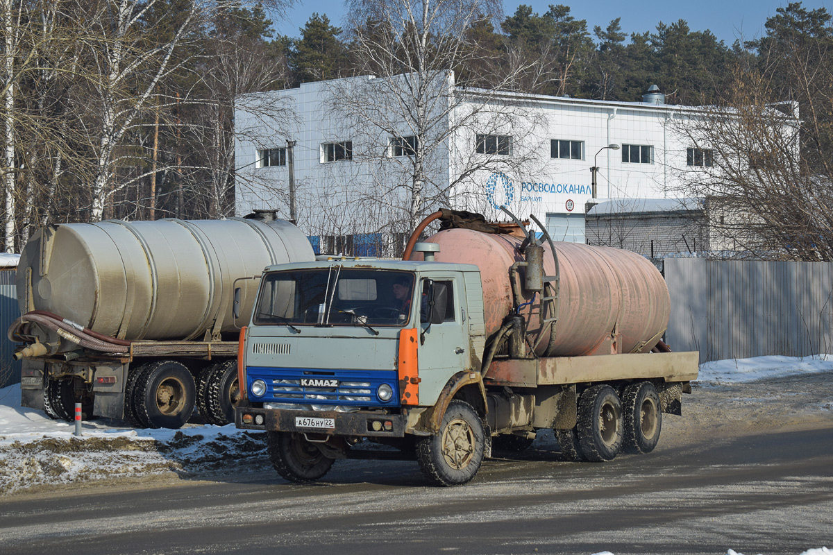 Алтайский край, № А 676 НУ 22 — КамАЗ-53202