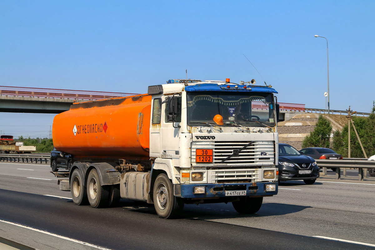 Тверская область, № Р 417 СЕ 69 — Volvo ('1987) F12
