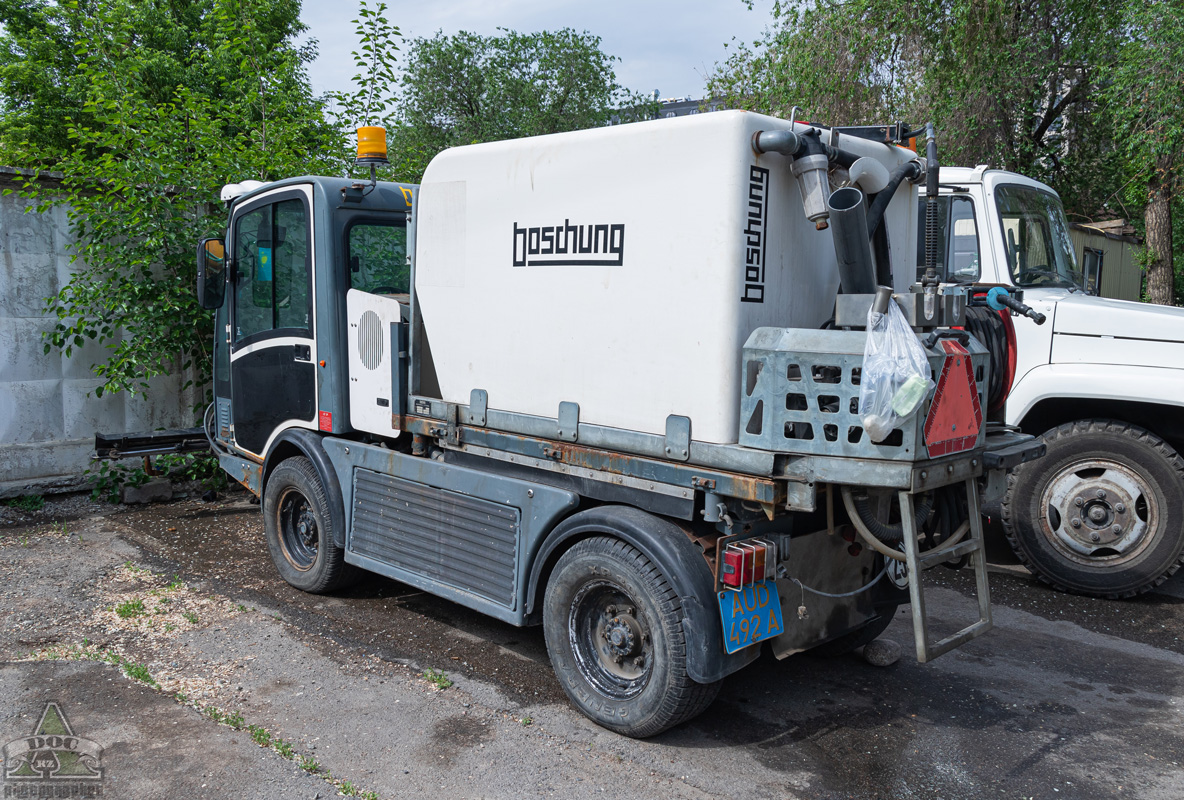 Алматы, № AUD 492 A — Boschung (общая модель)