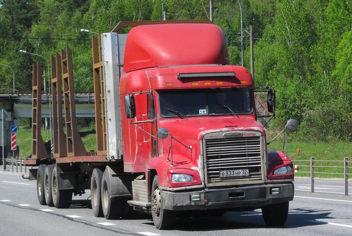 Брянская область, № В 333 НР 32 — Freightliner FLD 120 Брянская область, № В 333 НР 32 — Freightliner FLD 120