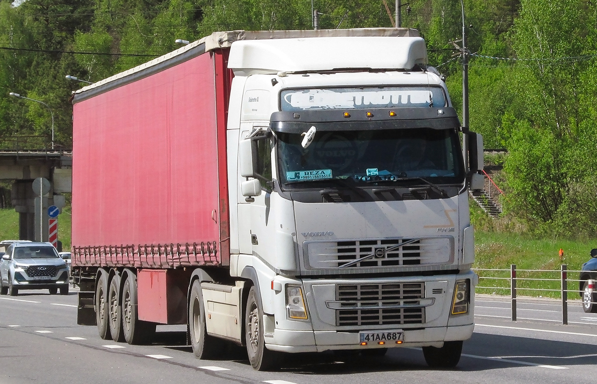 Иран, № 41 AA 687 — Volvo ('2002) FH-Series