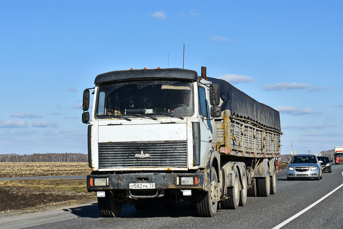 Тюменская область, № О 582 РК 72 — МАЗ-642208 Тюменская область, № О 582 РК 72 — МАЗ-642208
