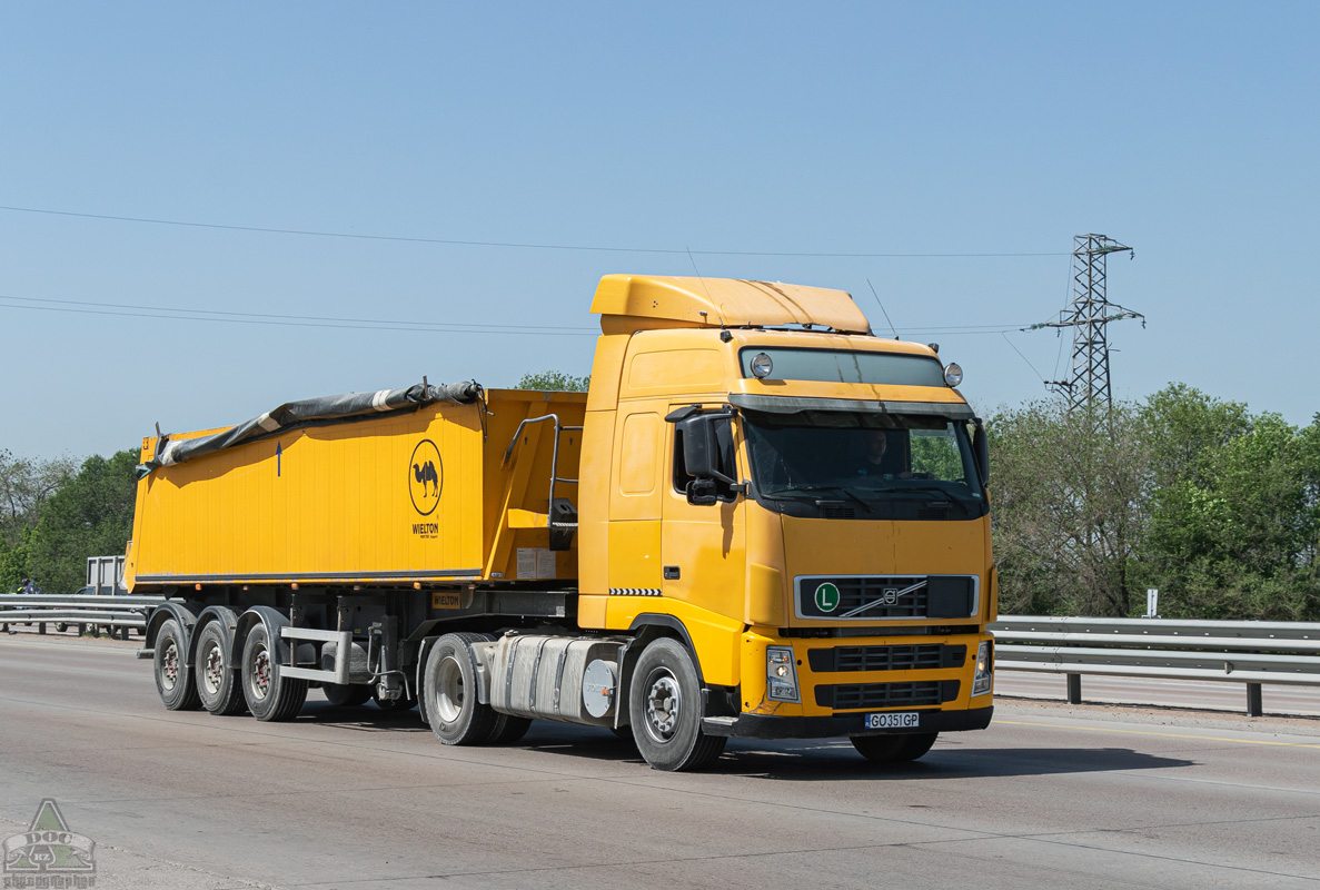 Алматы, № GD 351GP — Volvo ('2002) FH12.420