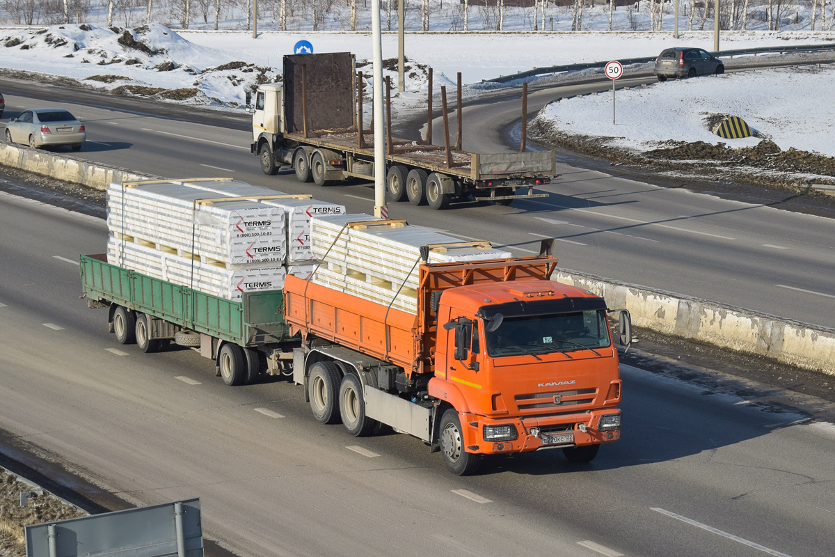 Алтайский край, № Е 220 КС 122 — КамАЗ-65115-A5(48)