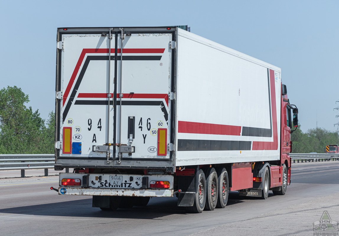 Алматы, № 9446 AY — Schmitz Cargobull S.KO (SCB*S3B) общ.мод