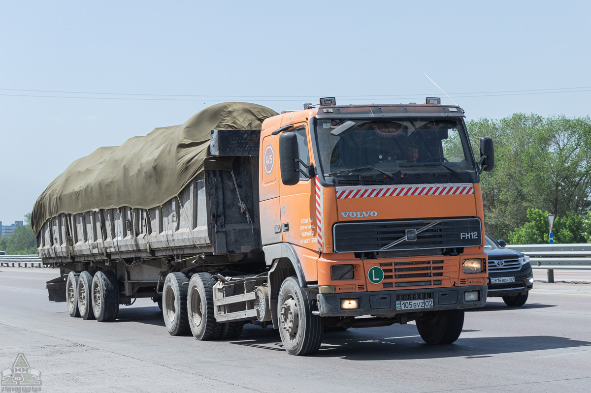 Алматы, № 105 BVZ 02 — Volvo ('1993) FH12.460
