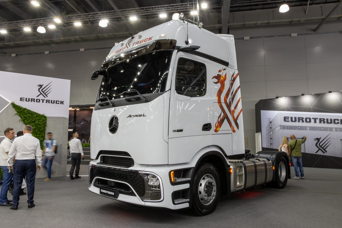 Москва, № (77) Б/Н 0194 — Mercedes-Benz Actros L ('2024); Москва — Автомобили без номеров; Москва — Новые автомобили; Московская область — Выставки "COMvex" и "CTT Expo"— 2025 Москва, № (77) Б/Н 0194 — Mercedes-Benz Actros L ('2024); Москва — Автомобили без номеров; Москва — Новые автомобили; Московская область — Выставки "COMvex" и "CTT Expo"— 2025