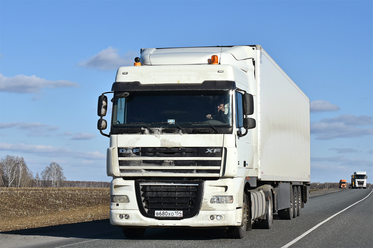 Новосибирская область, № В 680 ХО 154 — DAF XF105 FT