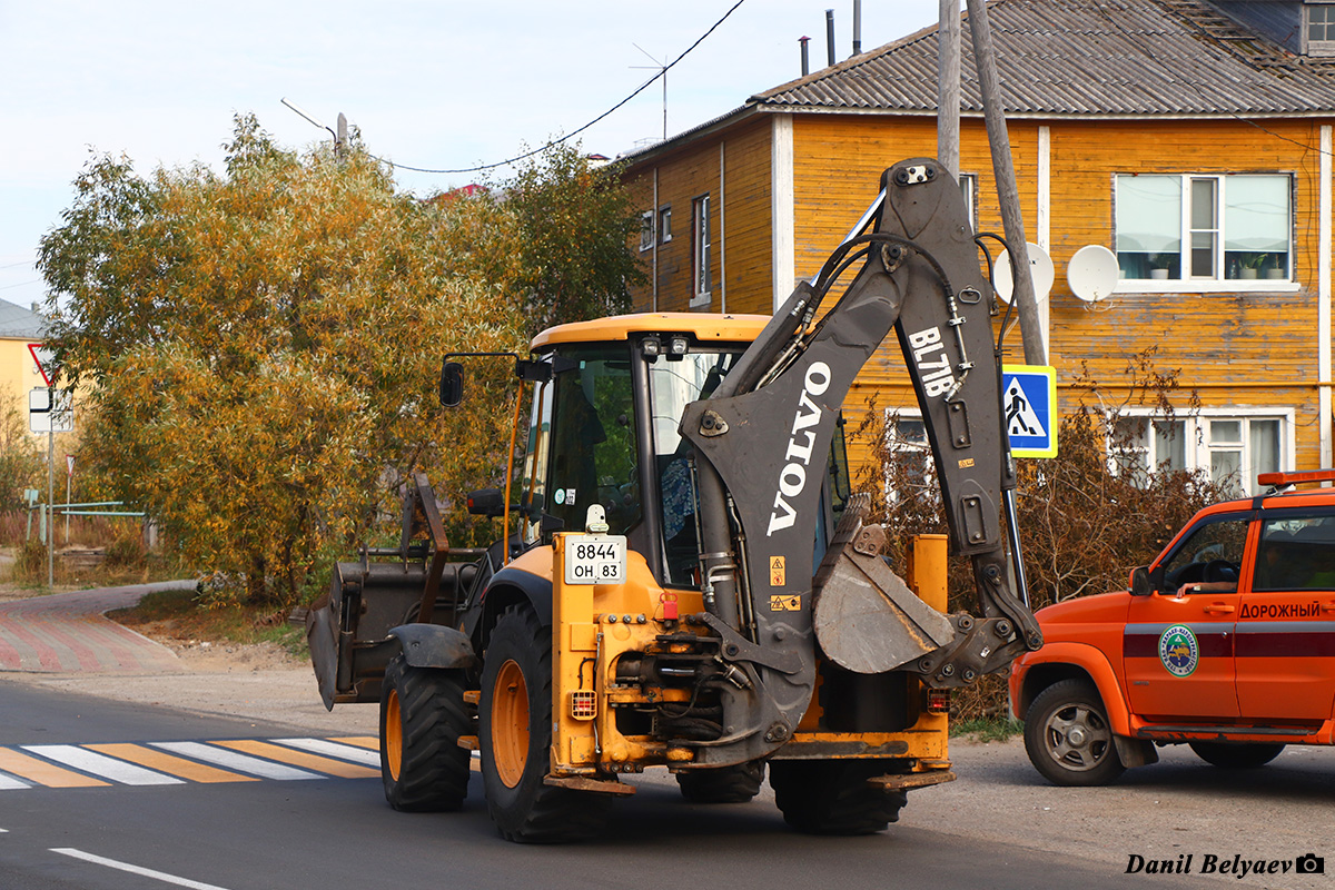 Ненецкий автономный округ, № 8844 ОН 83 — Volvo BL71B Ненецкий автономный округ, № 8844 ОН 83 — Volvo BL71B