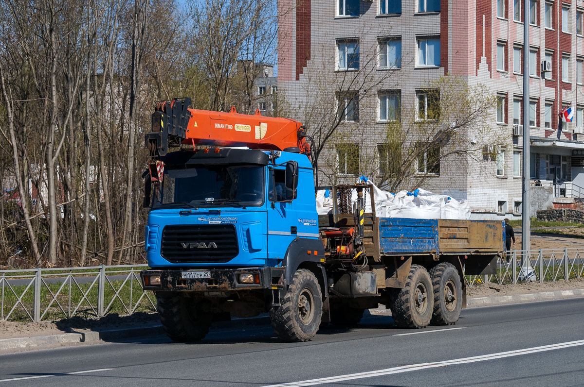 Архангельская область, № М 117 СР 29 — Урал-4320-82М