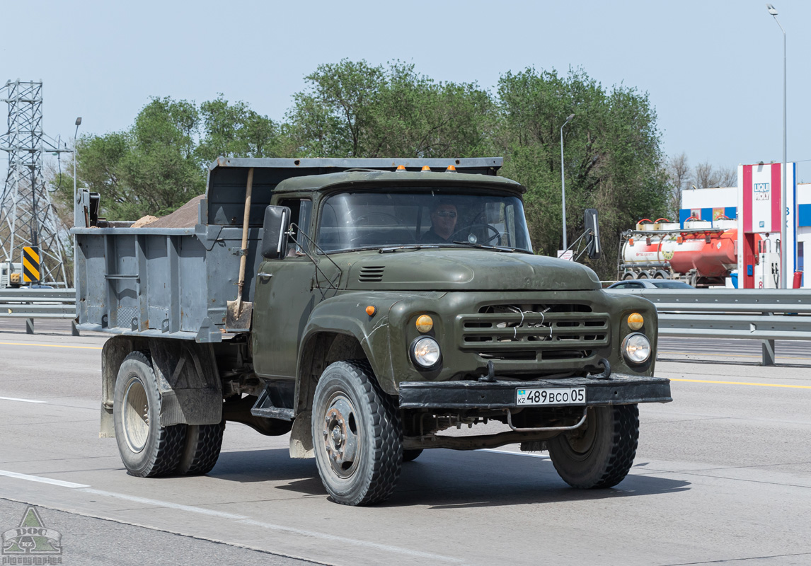 Алматинская область, № 489 BCO 05 — ЗИЛ-495850
