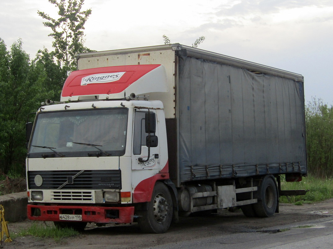 Санкт-Петербург, № В 428 УР 198 — Volvo FL7 Санкт-Петербург, № В 428 УР 198 — Volvo FL7