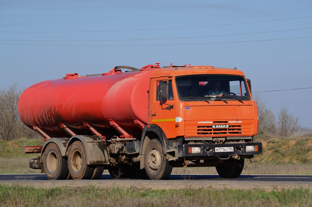 Волгоградская область, № М 771 КС 134 — КамАЗ-65115-62