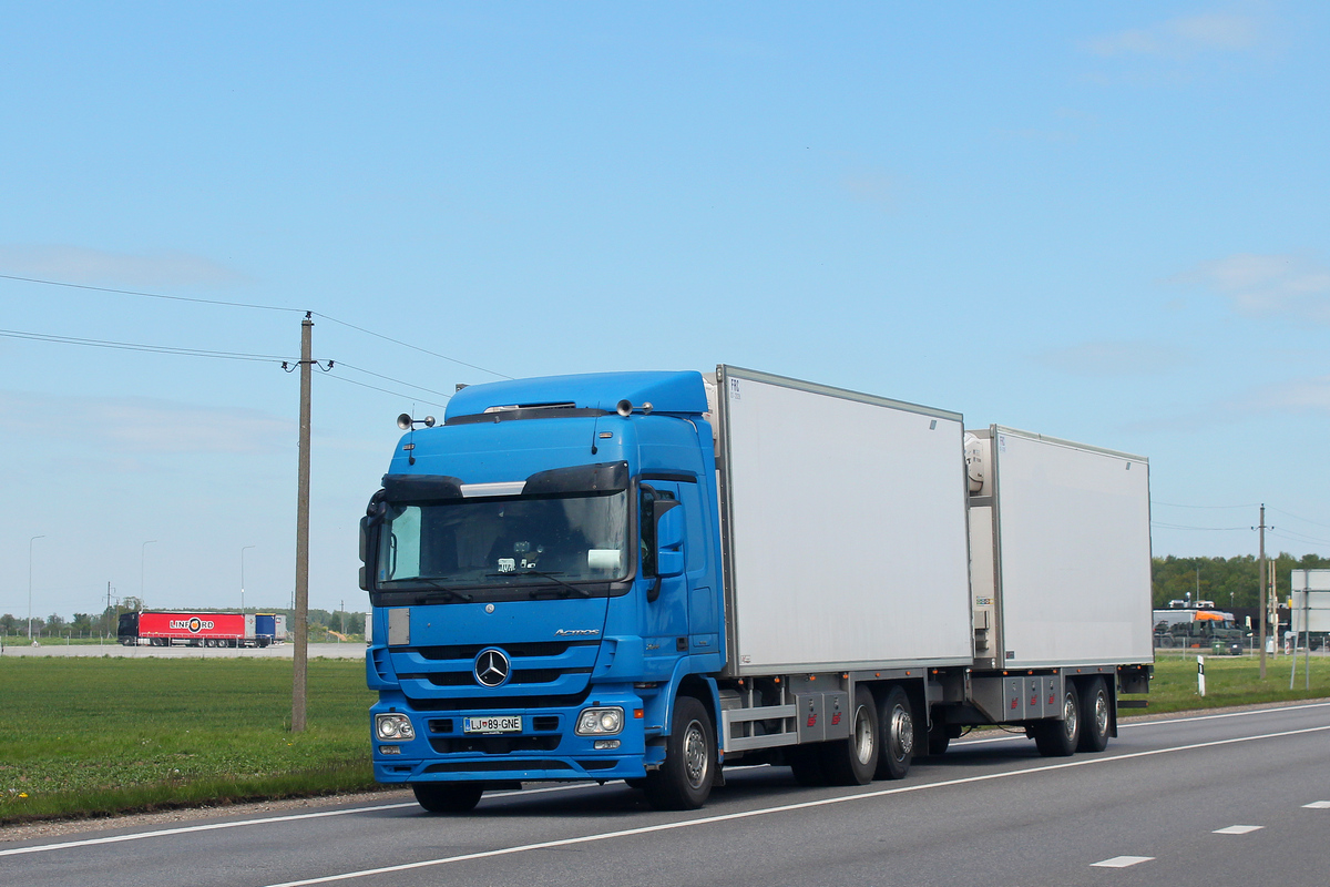 Словения, № LJ 89-GNE — Mercedes-Benz Actros ('2009) 2644 Словения, № LJ 89-GNE — Mercedes-Benz Actros ('2009) 2644