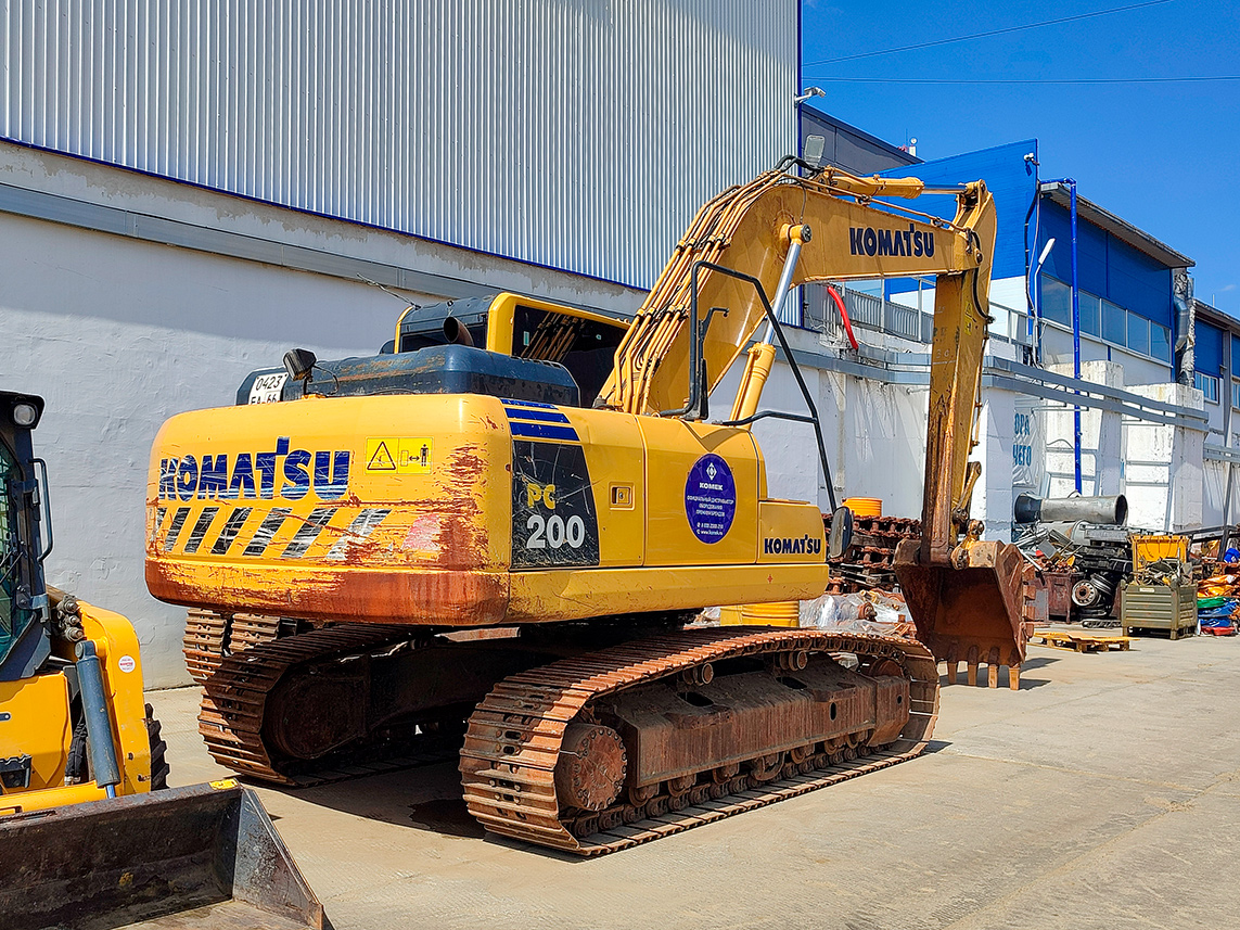 Свердловская область, № 0423 ЕА 66 — Komatsu PC200