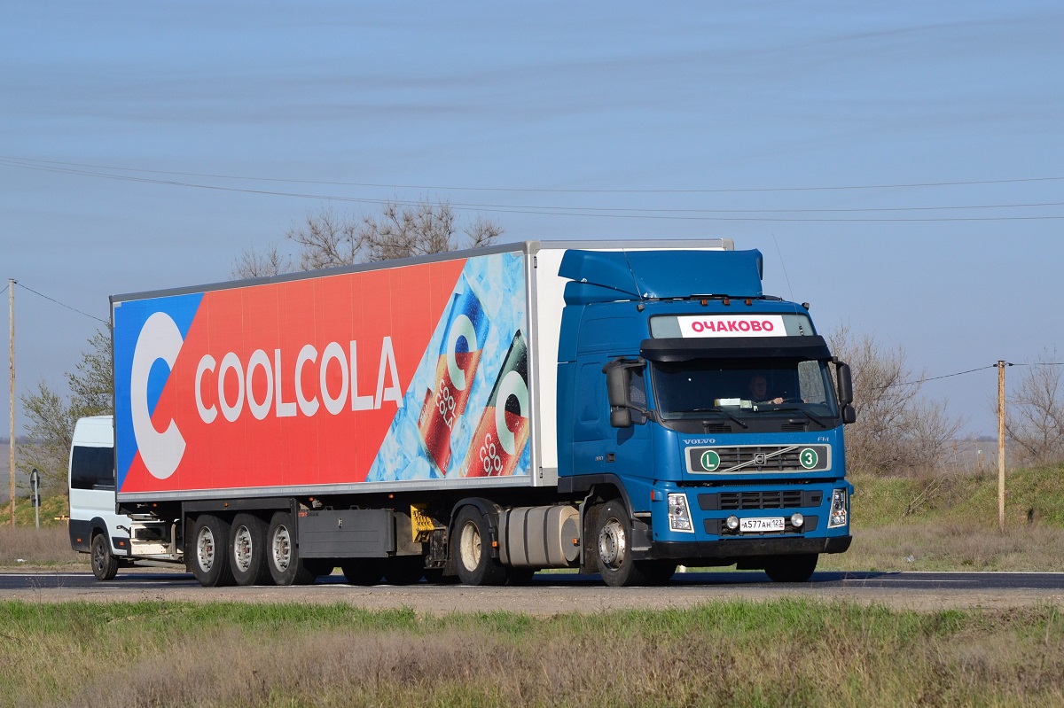 Краснодарский край, № А 577 АН 123 — Volvo ('2002) FM12.380