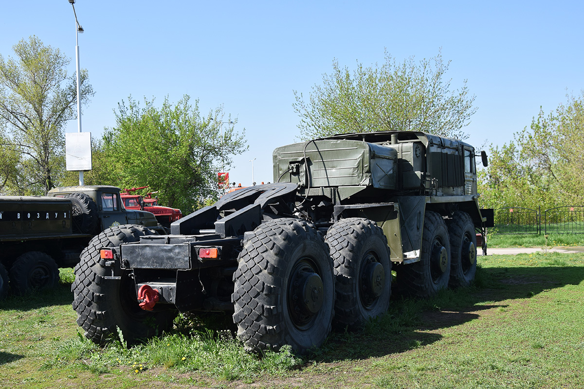 Саратовская область, № (64) Б/Н 0048 — МАЗ-537Г