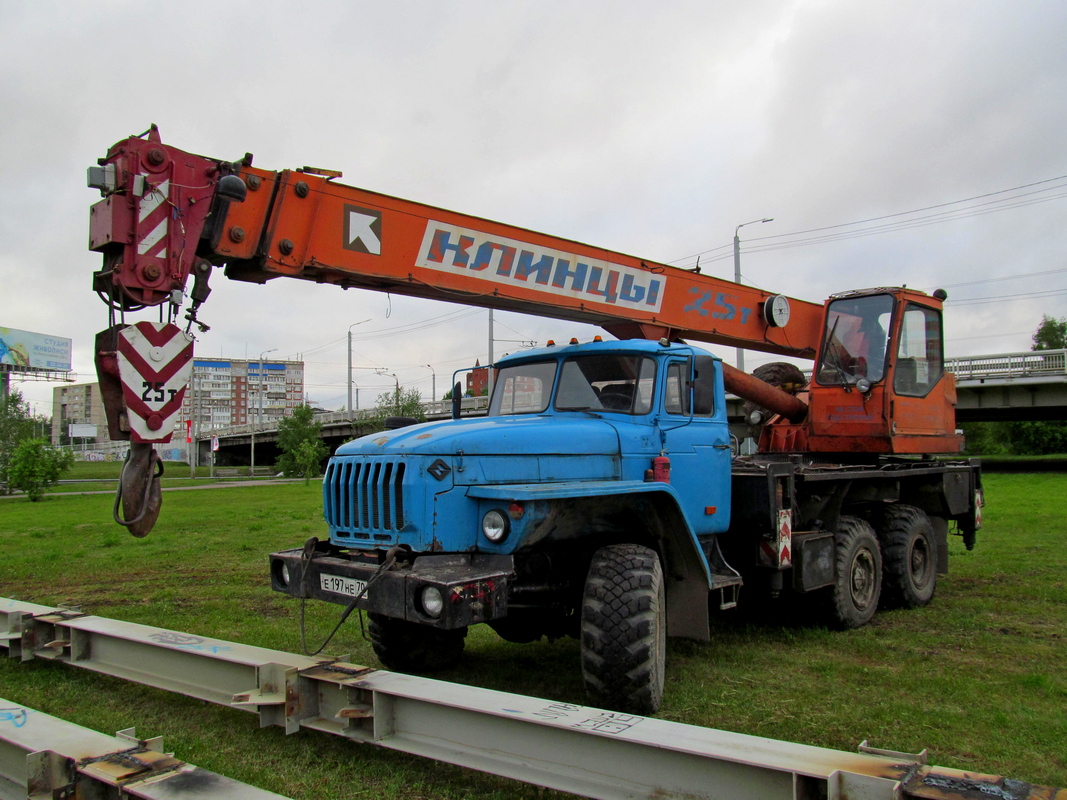 Томская область, № Е 197 НЕ 70 — Урал-5557-40 Томская область, № Е 197 НЕ 70 — Урал-5557-40