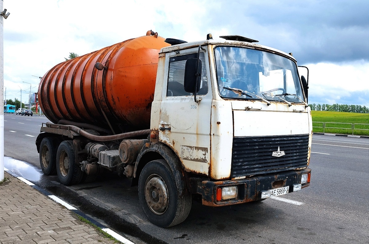 Витебская область, № АЕ 5869-2 — МАЗ-5516 (общая модель)
