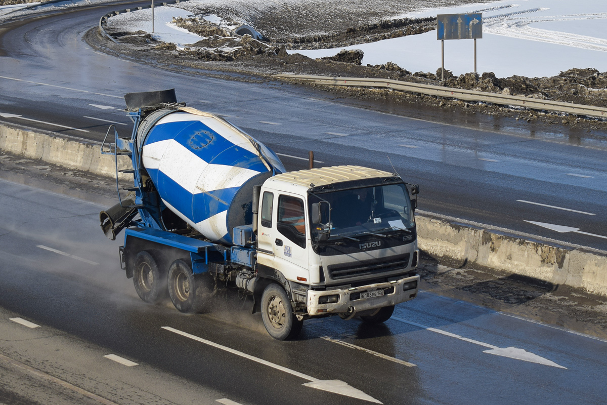 Алтайский край, № Е 183 ЕВ 122 — Isuzu Giga (общая модель) Алтайский край, № Е 183 ЕВ 122 — Isuzu Giga (общая модель)