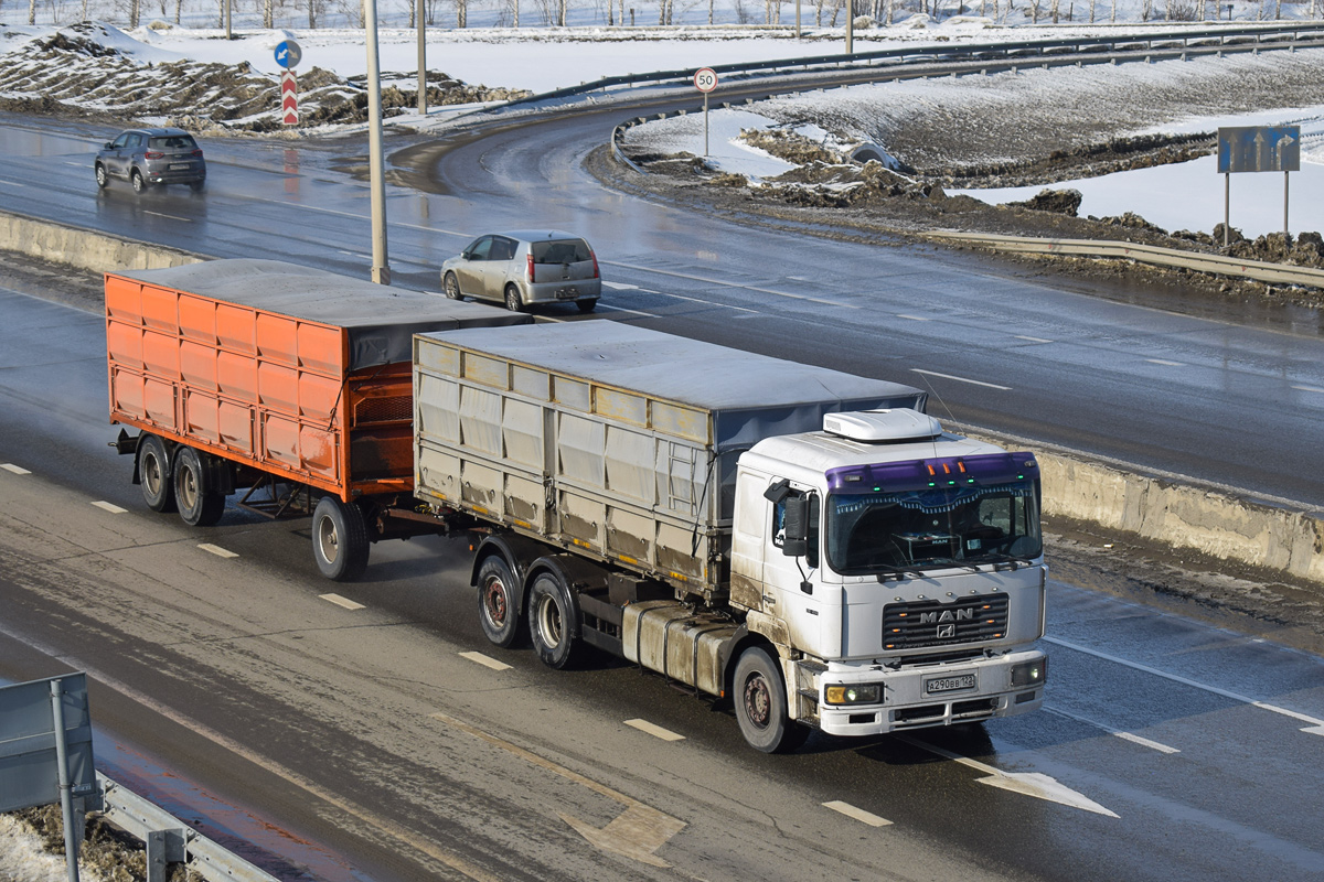 Алтайский край, № А 290 ВВ 122 — MAN F2000 26.414