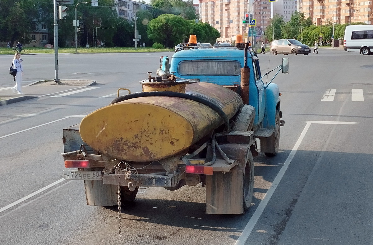 Псковская область, № Н 724 ВЕ 60 — ГАЗ-52-01