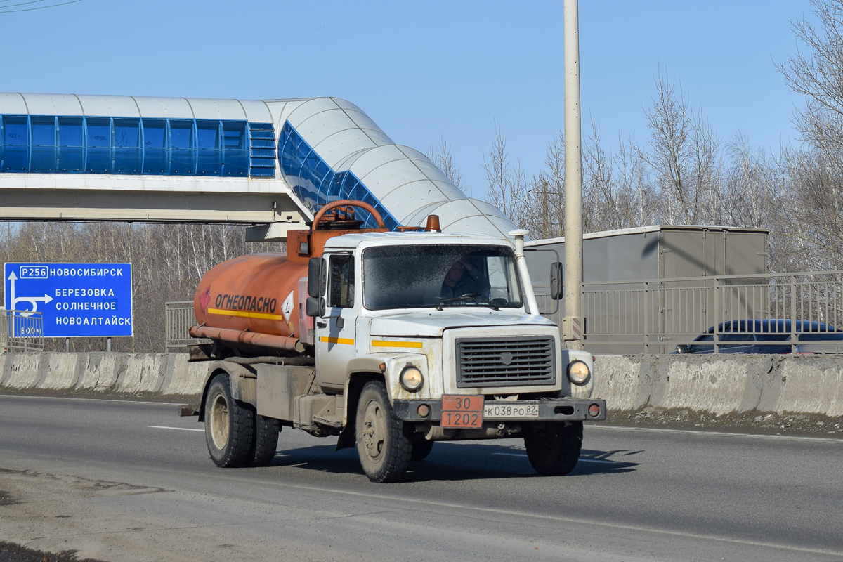 Алтайский край, № К 038 РО 82 — ГАЗ-3309